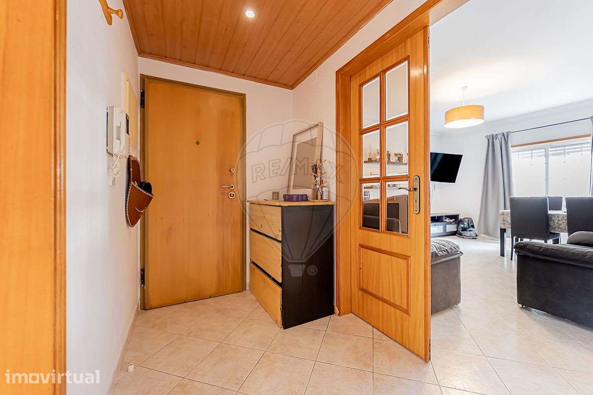 Apartamento T2 para arrendamento - Grande imagem: 2/34