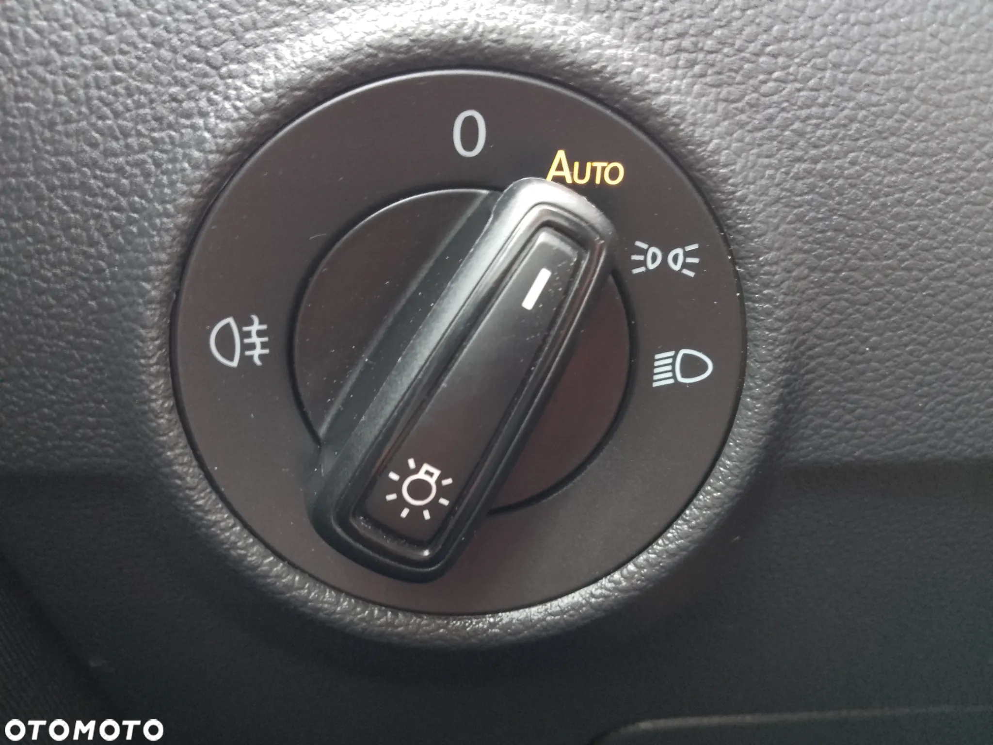 Volkswagen T-Roc 1.5 TSI Life DSG - 26