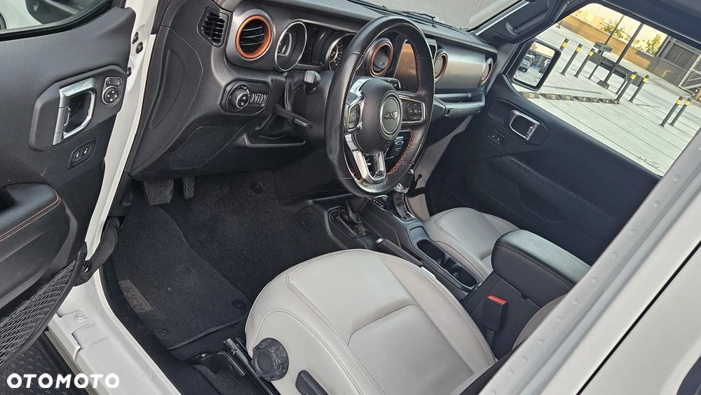 Jeep Gladiator - 17
