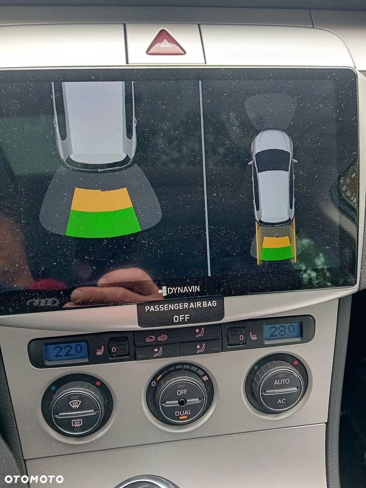 Volkswagen Passat - 12