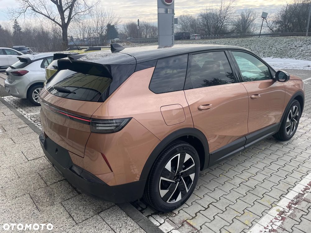 Opel Grandland 1.2 T mHEV GS S&S eDTC6 - 5