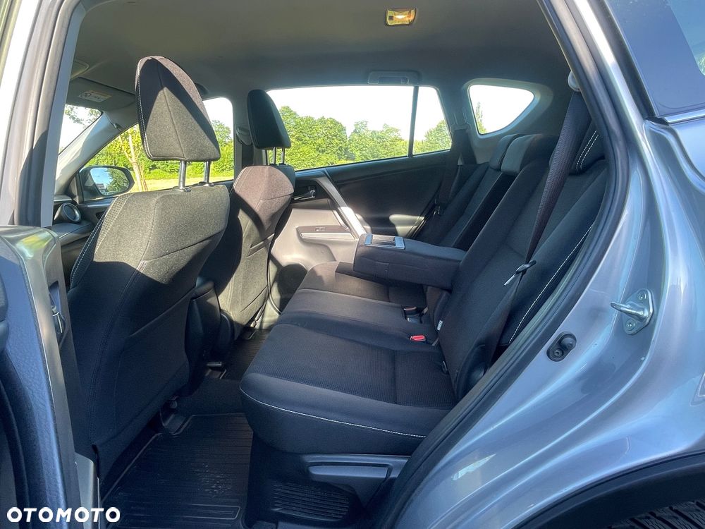 Toyota RAV4 - 12