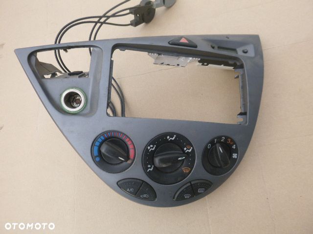 PANEL STEROWANIA NAWIEWEM LINKI KLIMATYZACJA FORD FOCUS MK1 98-04 - 4