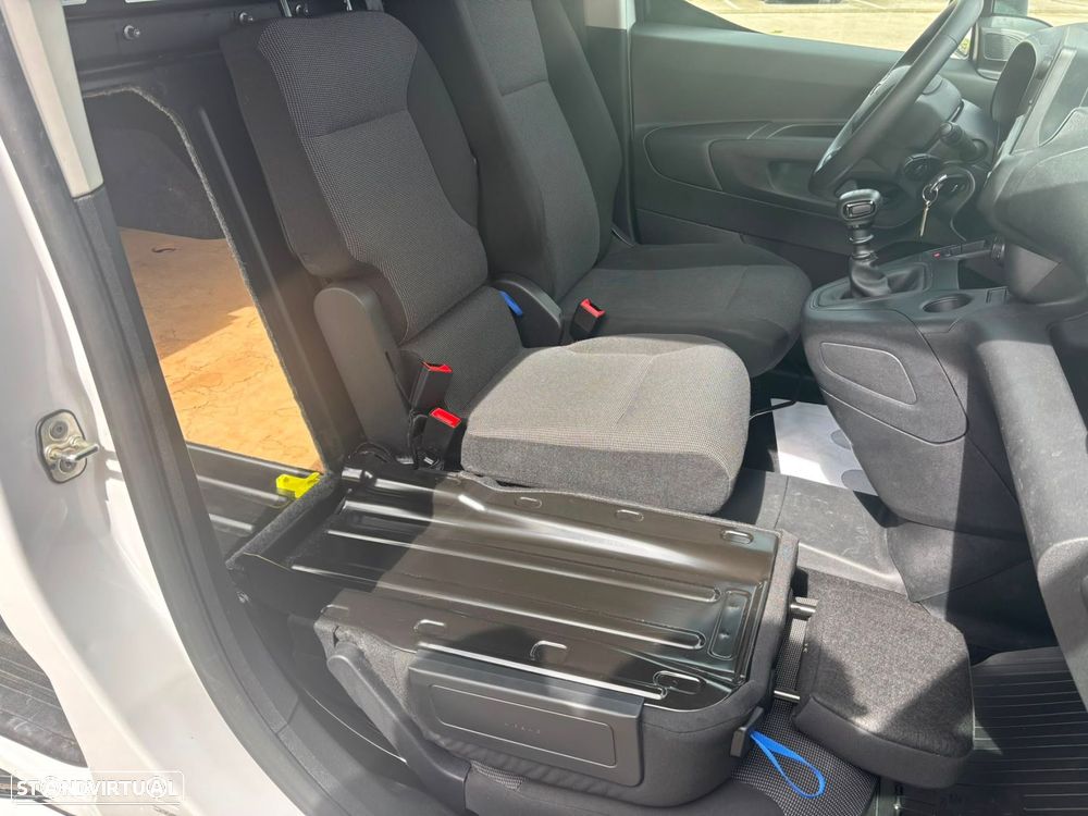 Toyota Proace City 1.5D L1 COMFORT 102cv - AC - GPS - IVA DEDUTÃVEL - 10
