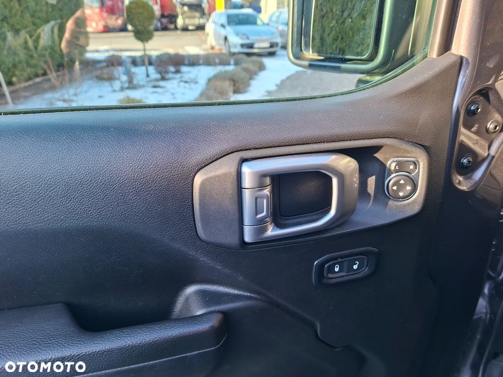 Jeep Wrangler 2.0 4xe Plug-In Hybrid Hardtop Sahara - 8