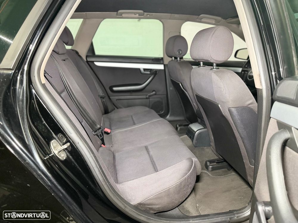 Audi A4 Avant 1.9 TDI m5 Sport - 8