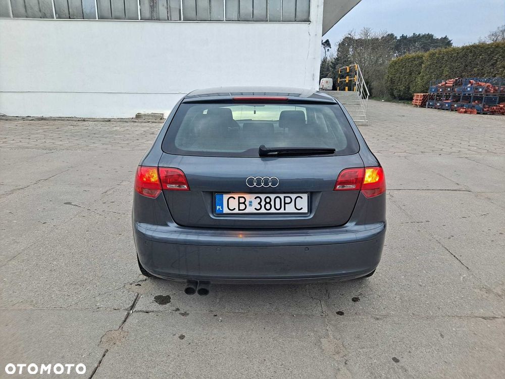 Audi A3 Sportback - 6