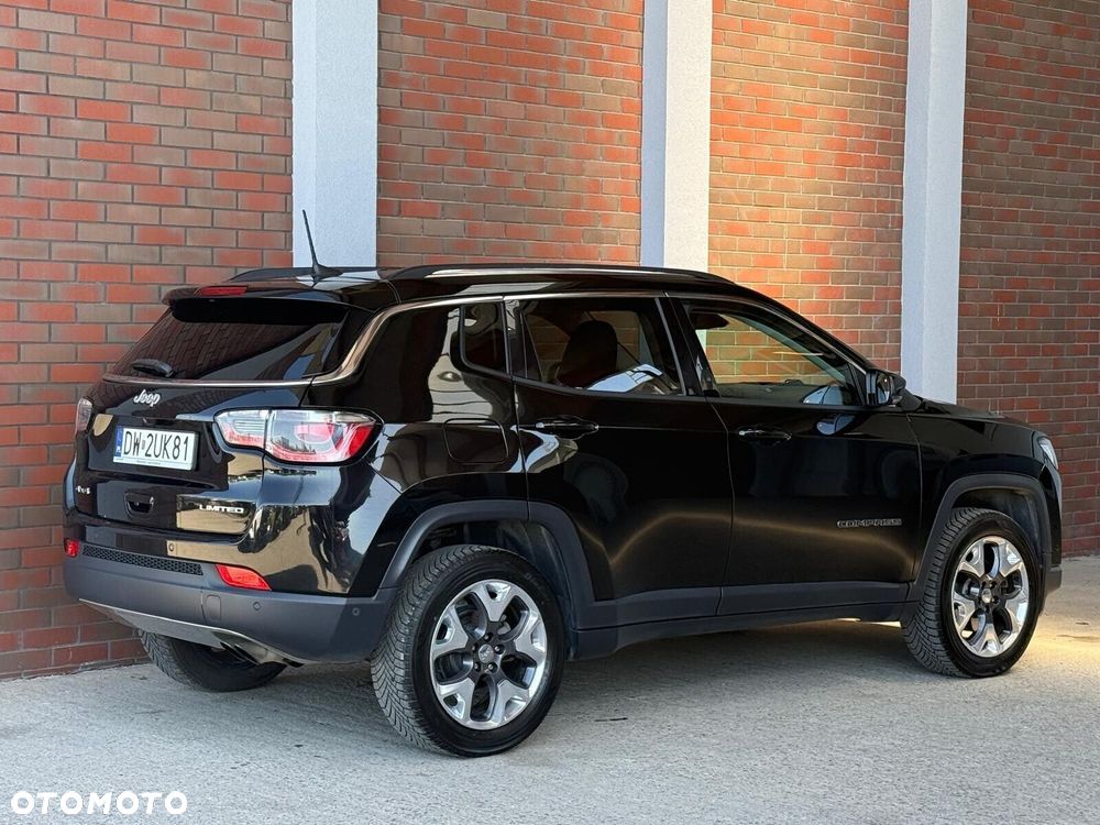 Jeep Compass - 4