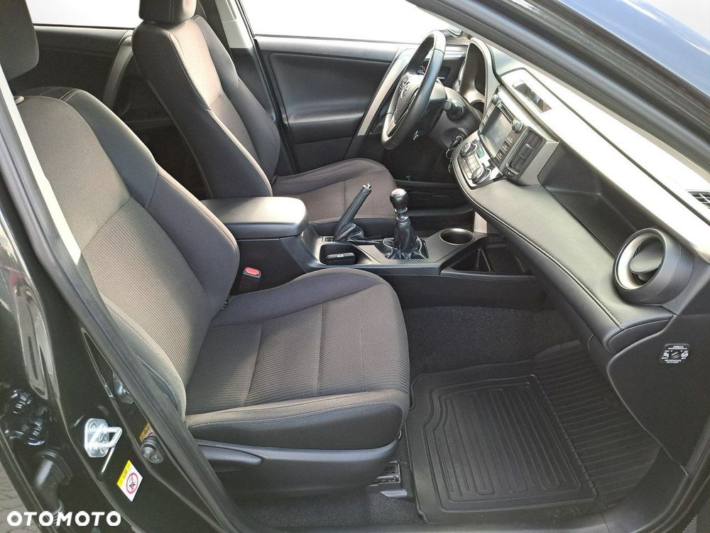 Toyota RAV4 2.2 D-4D 4x4 Executive - 13