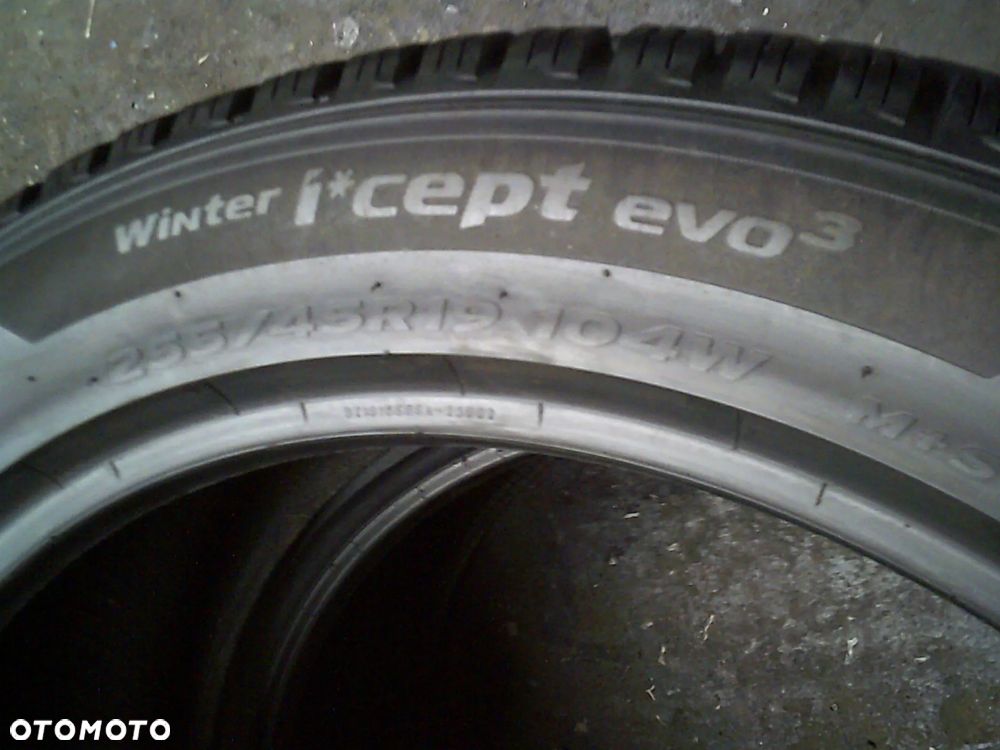 HANKOOK Winter I'Cept Evo3 W330 255/45R19 7mm 2023 - 3