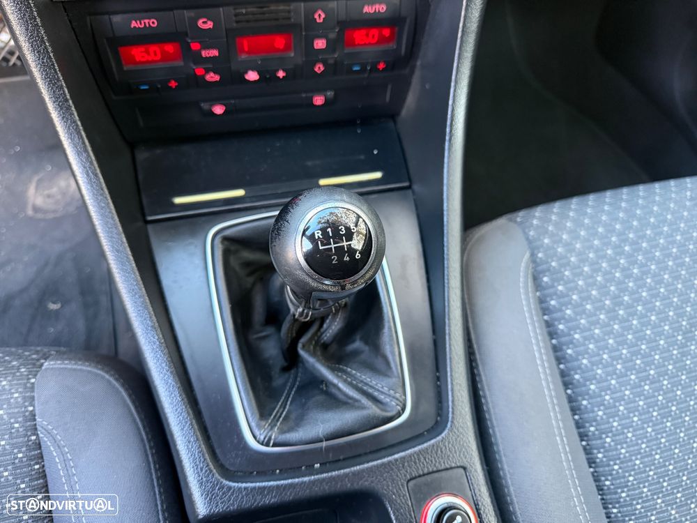 SEAT Exeo 2.0 TDI Reference - 25