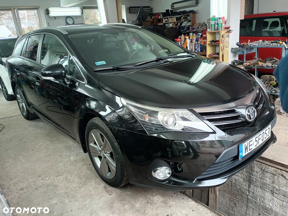 Toyota Avensis 1.8 Sol - 3