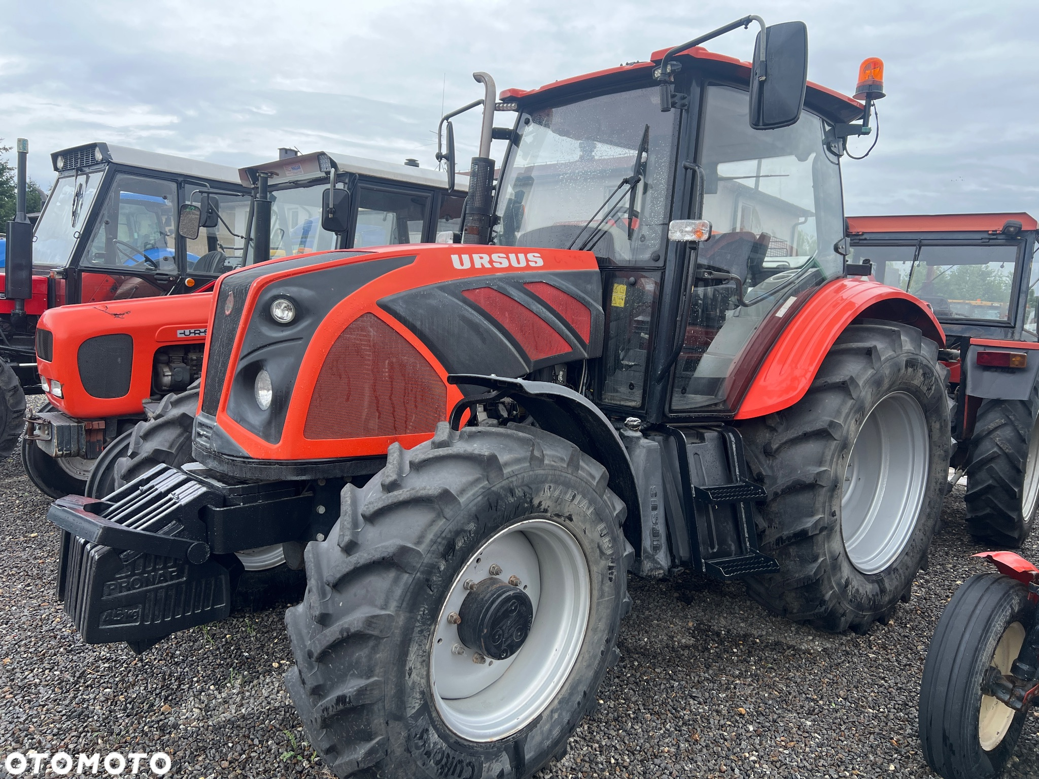 Ursus C360 - 18
