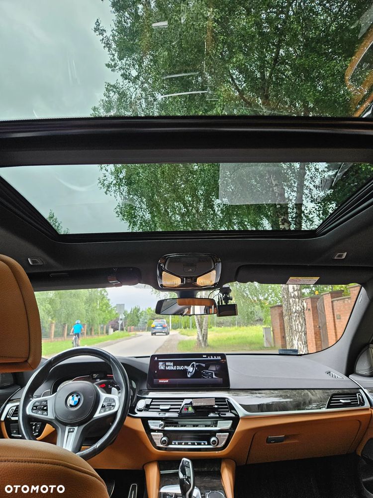 BMW 6GT - 27