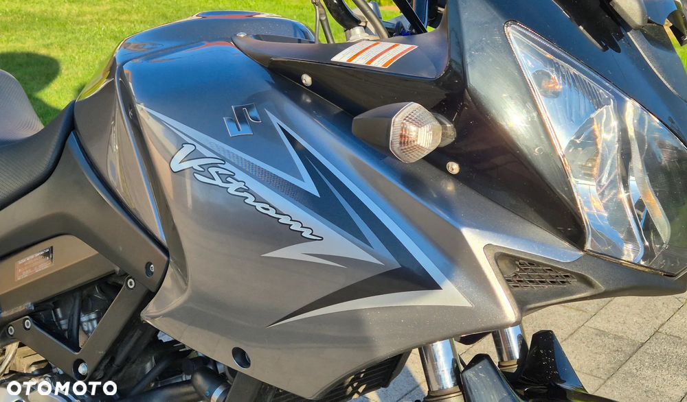 Suzuki V-STROM - 12