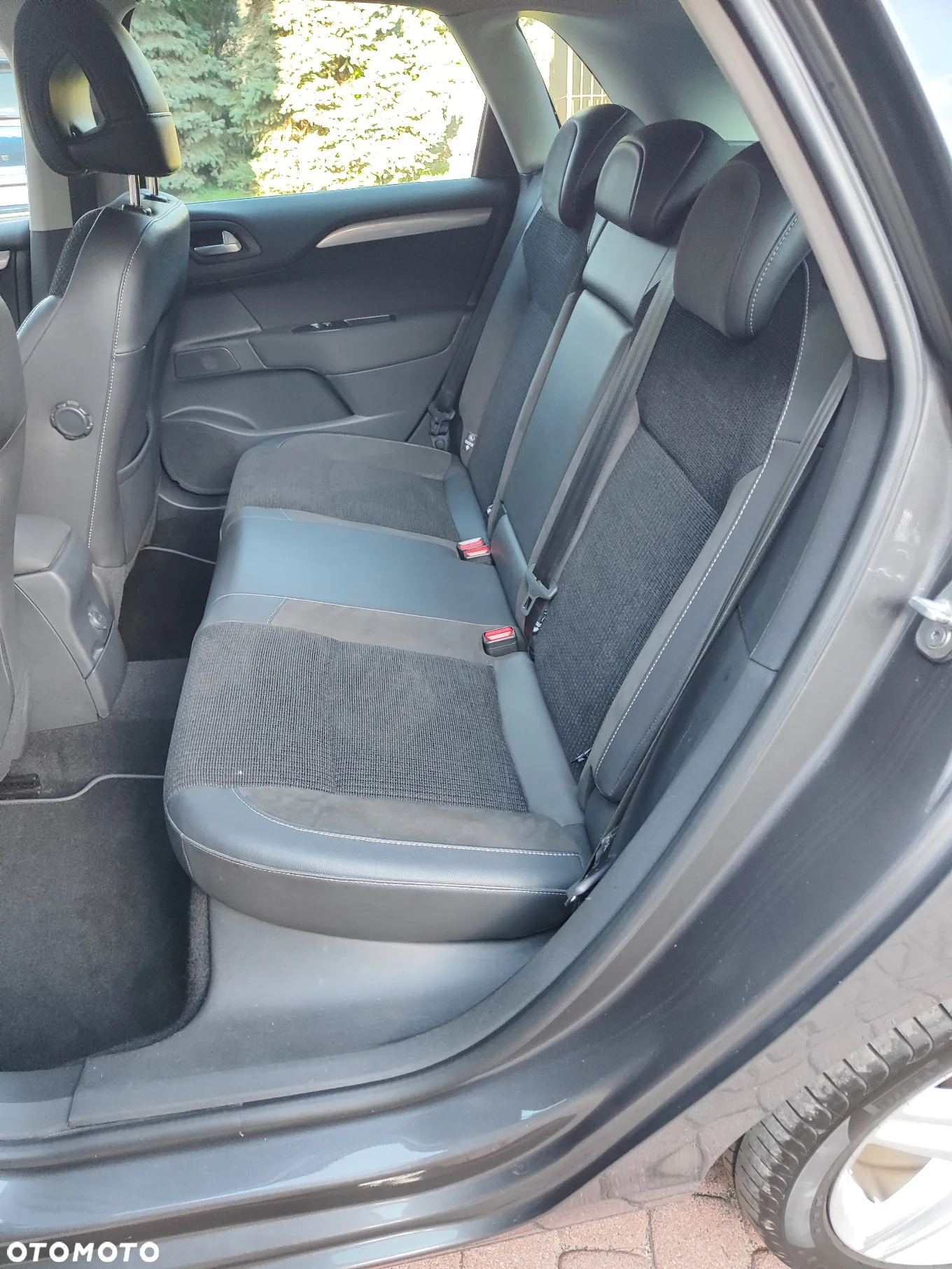 Citroën C4 1.2 PureTech Shine S&S EAT6 - 8