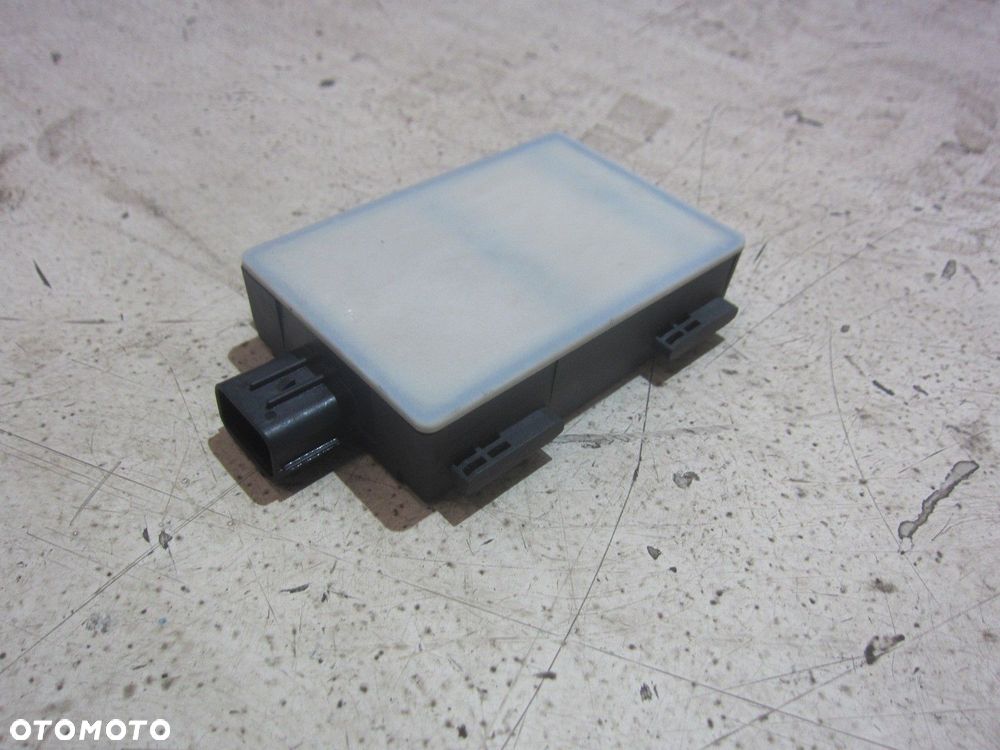 VOLVO XC60 II XC 60 RADAR MARTWEGO POLA MODUŁ SENSOR PRAWY TYŁ 31665693 - 2