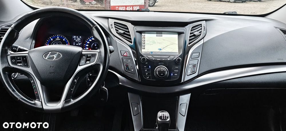 Hyundai i40 Kombi 1.7 CRDi Premium - 35