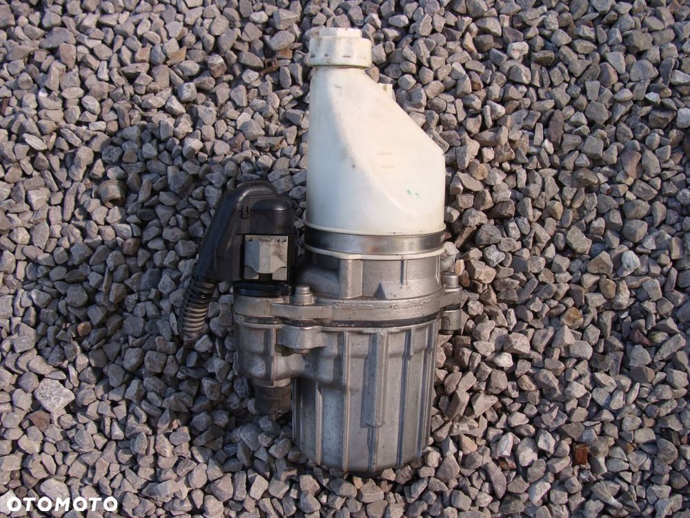 pompa wspomagania opel astra h zafira b 13192897 - 1