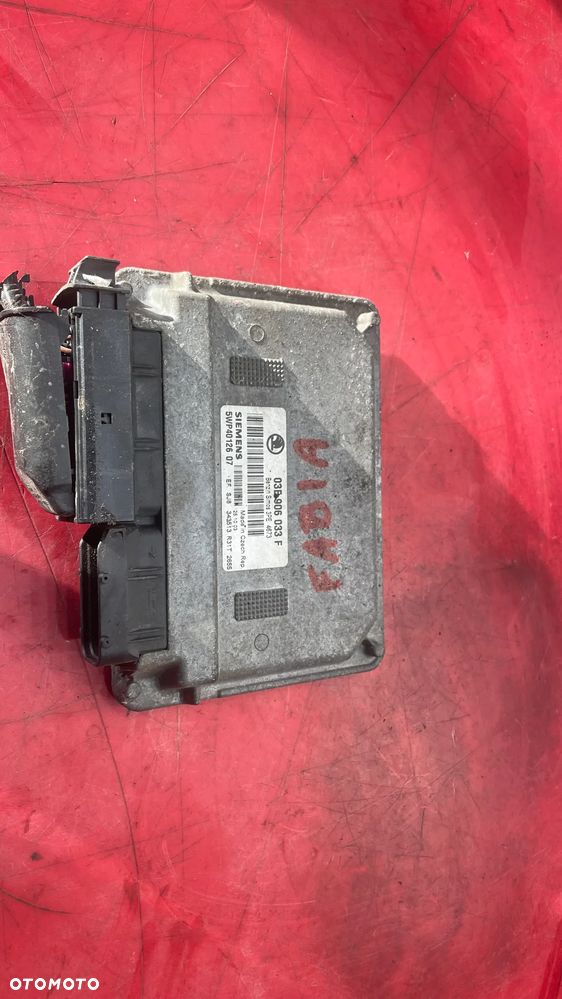 STEROWNIK SILNIKA SKODA FABIA I 03E 906 033 F - 2