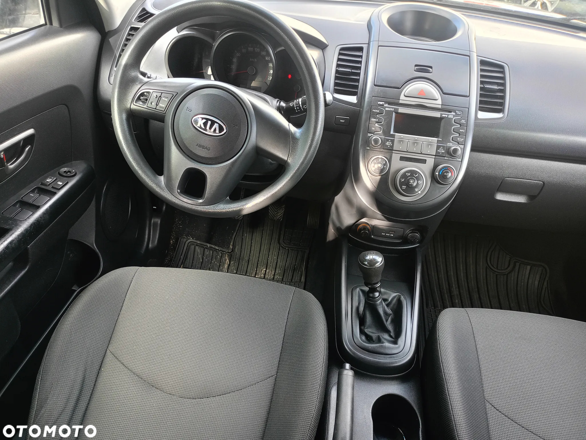 Kia Soul 1.6 L - 9
