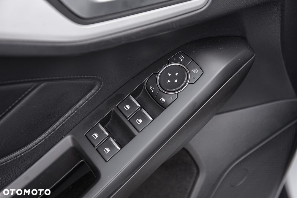 Ford Focus 1.5 EcoBlue Start-Stopp-System TITANIUM - 16