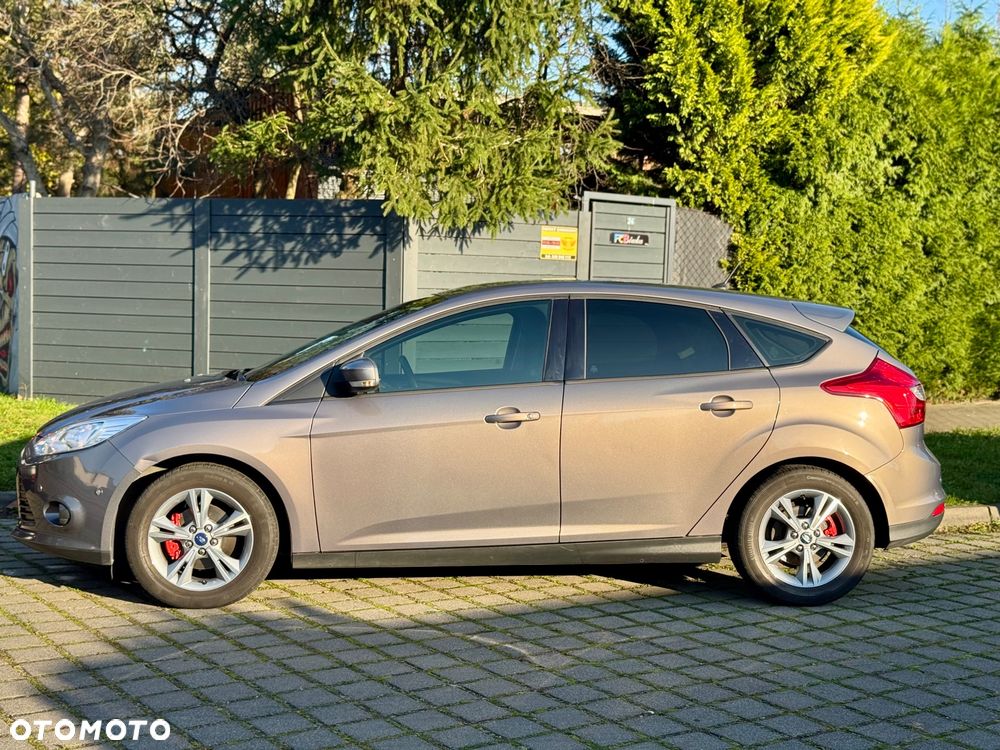 Ford Focus 1.6 Edition Start - 14