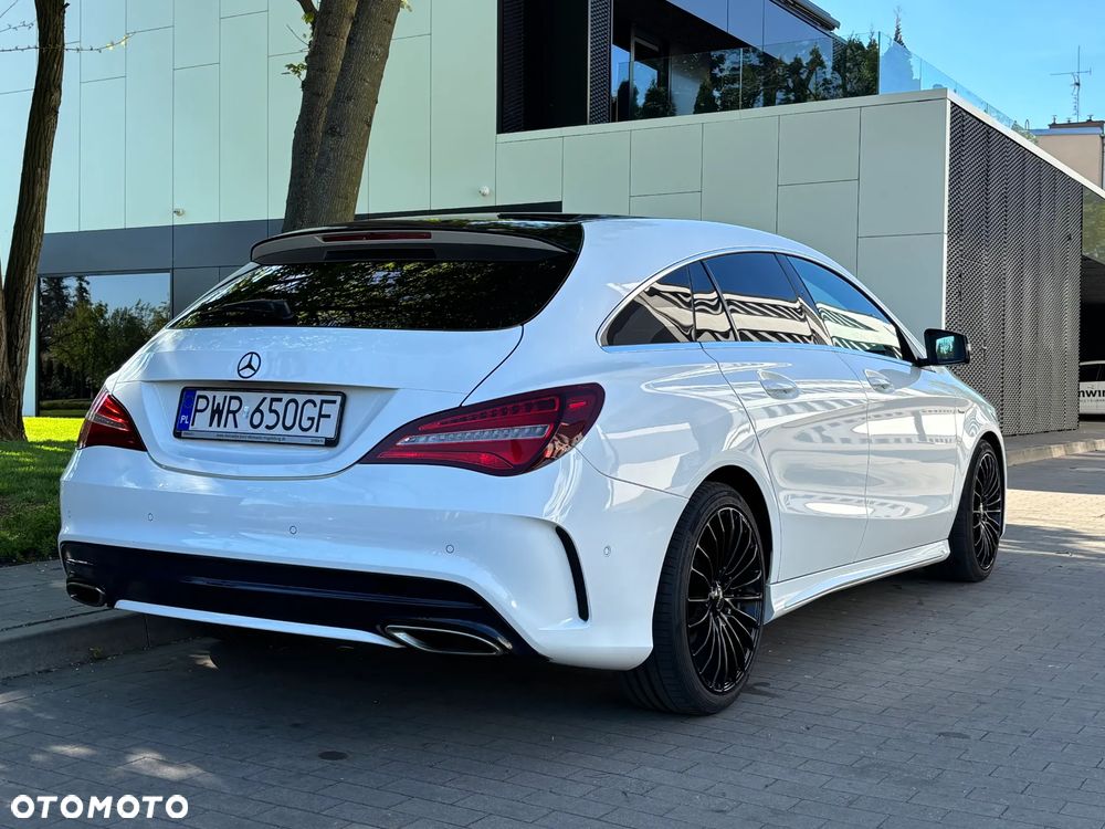 Mercedes-Benz CLA 180 7G-DCT AMG Line - 3