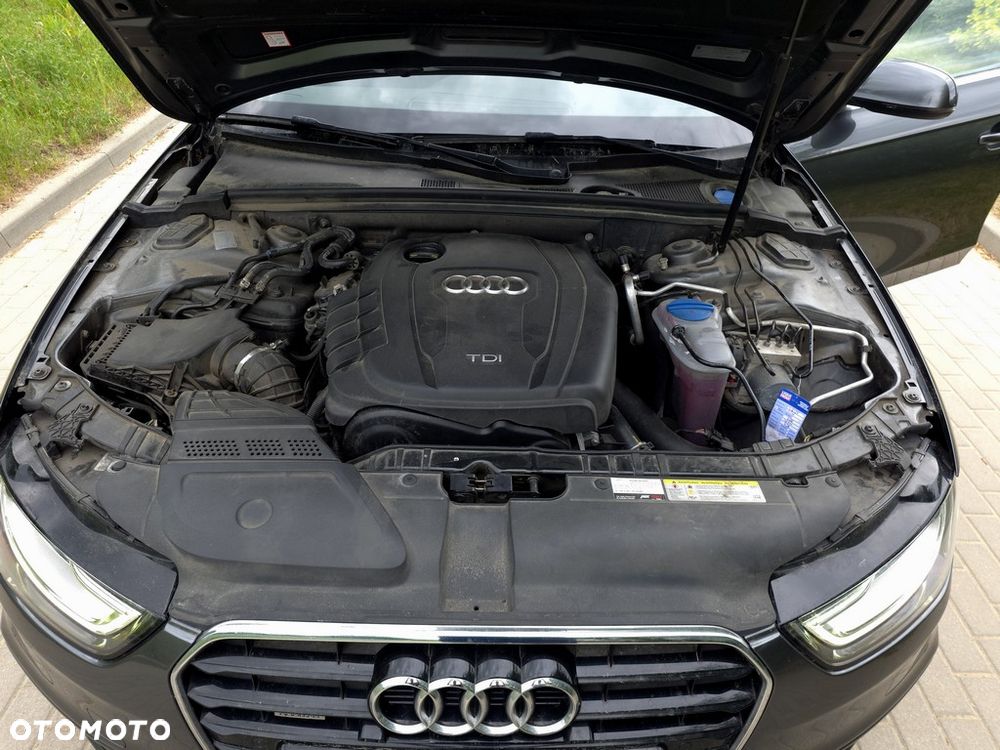 Audi A4 Avant 2.0 TDI Quattro Line S tronic - 35