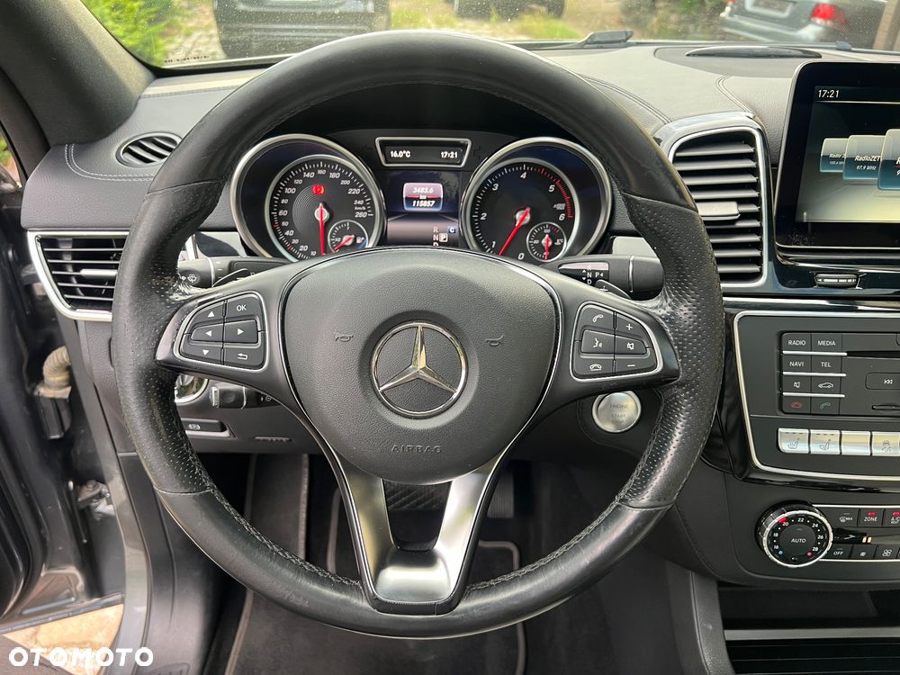 Mercedes-Benz GLE - 15