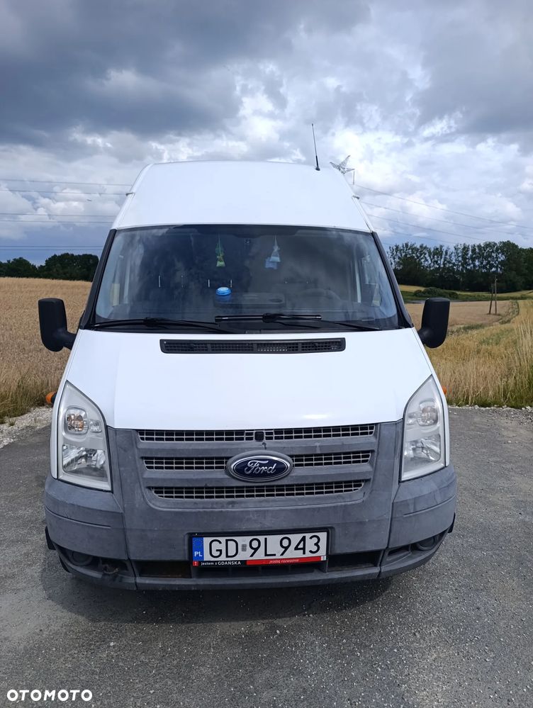 Ford Transit - 1