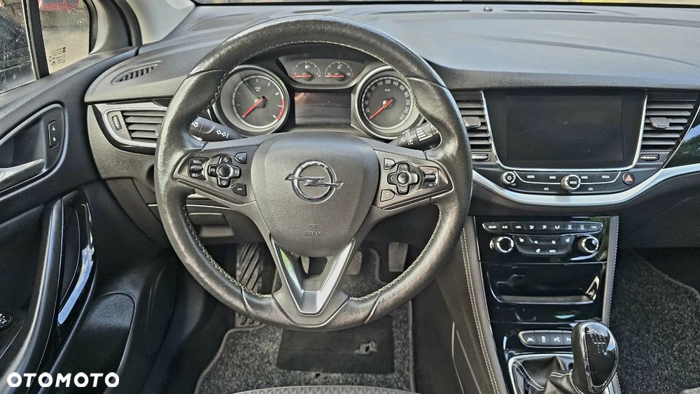 Opel Astra 1.4 Turbo Dynamic - 19