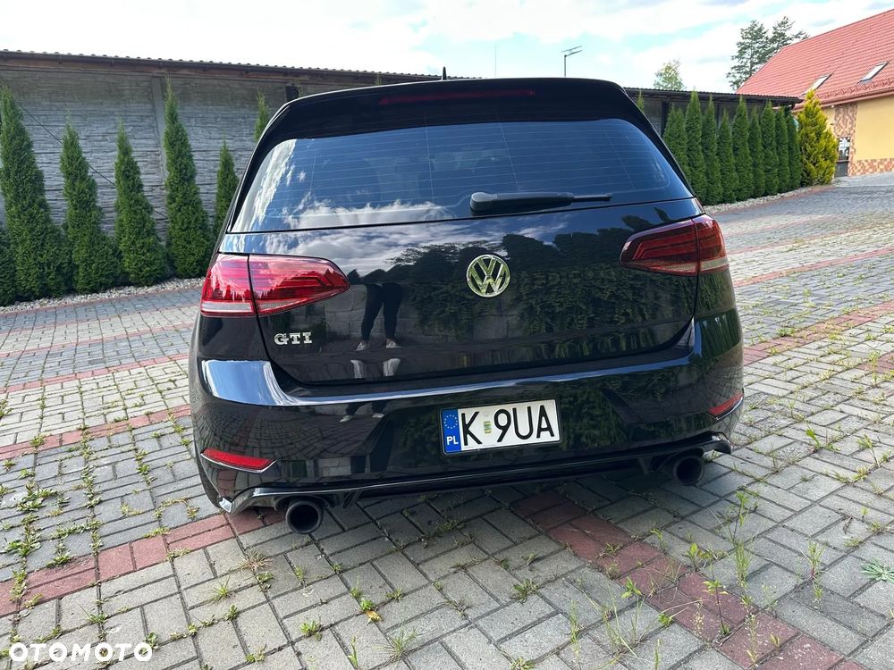 Volkswagen Golf GTI (BlueMotion Technology) - 5
