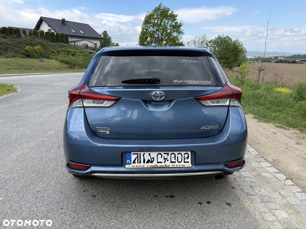 Toyota Auris - 4