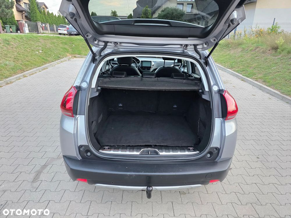 Peugeot 2008 - 13