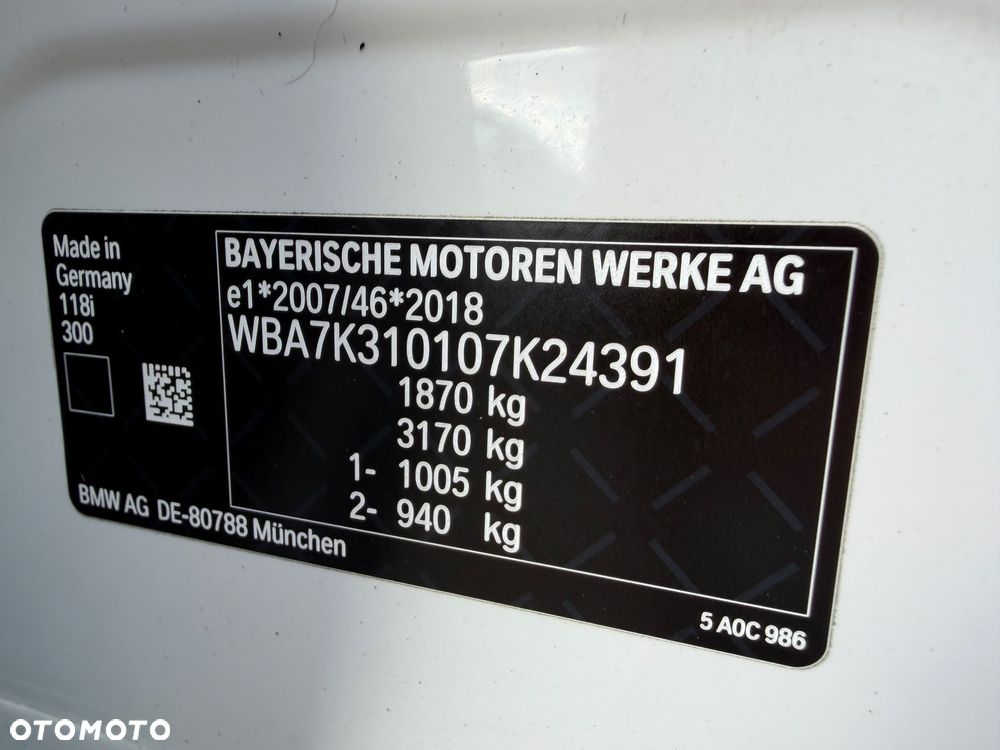 BMW Seria 1 118i M Sport Shadow - 8
