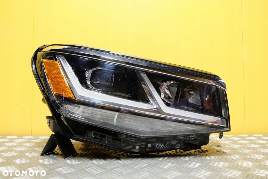 VW ATLAS CROSS SPORT 2020- REFLEKTOR LAMPA FULL LED R (36C) USA - 1