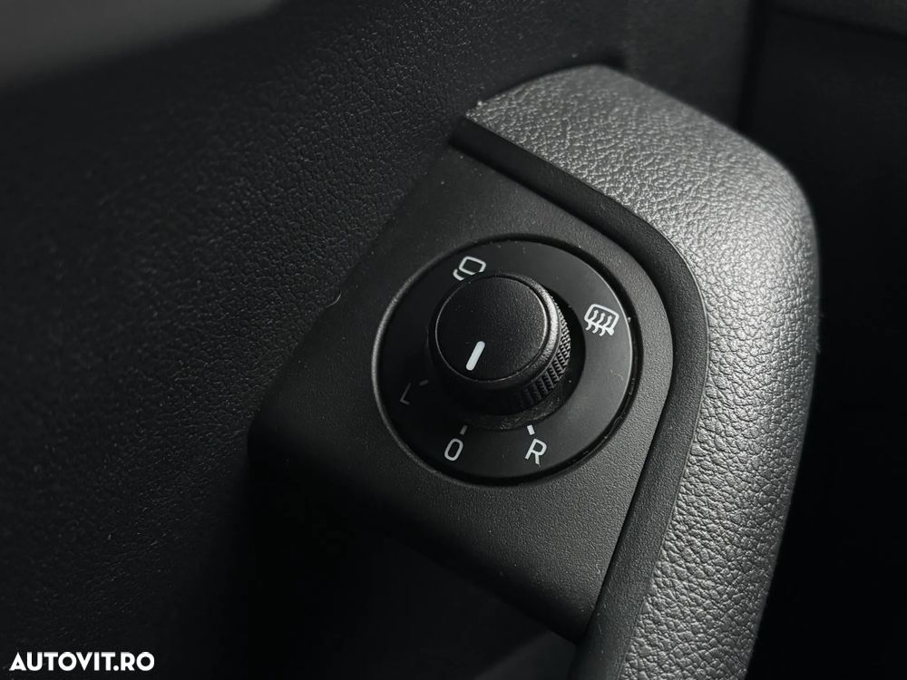 Skoda Octavia Combi Diesel 1.6 TDI Ambition - 17