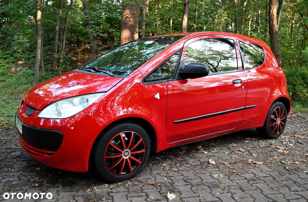 Mitsubishi Colt - 1