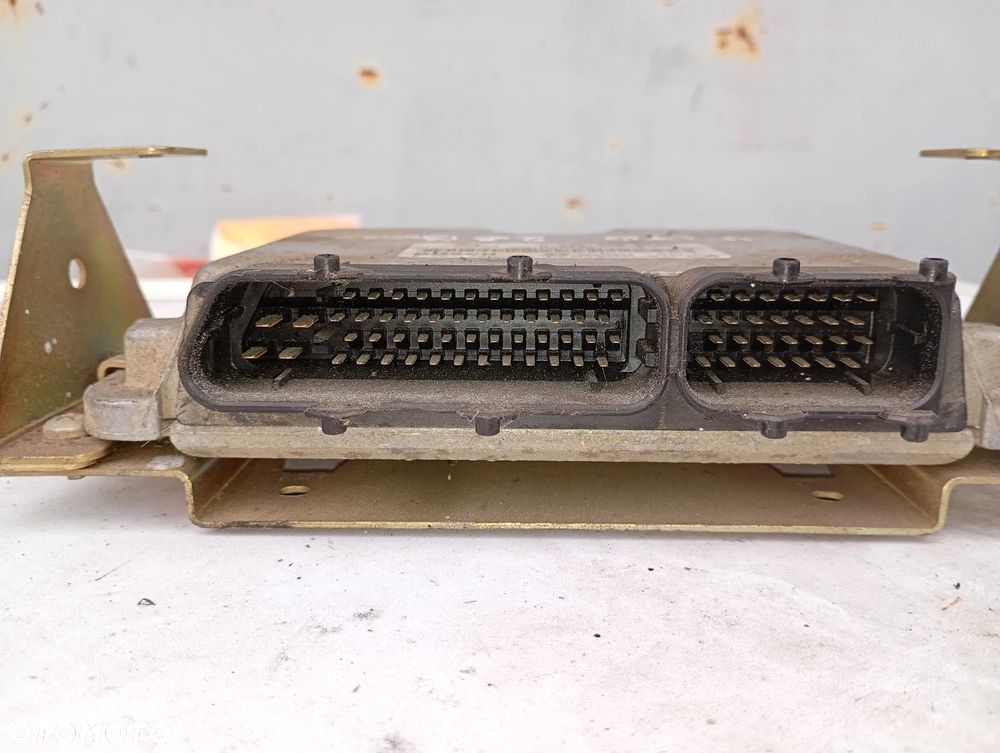 Mercedes Vito 638 sterownik silnika 2.8 VR6 638 446 0702 - 3