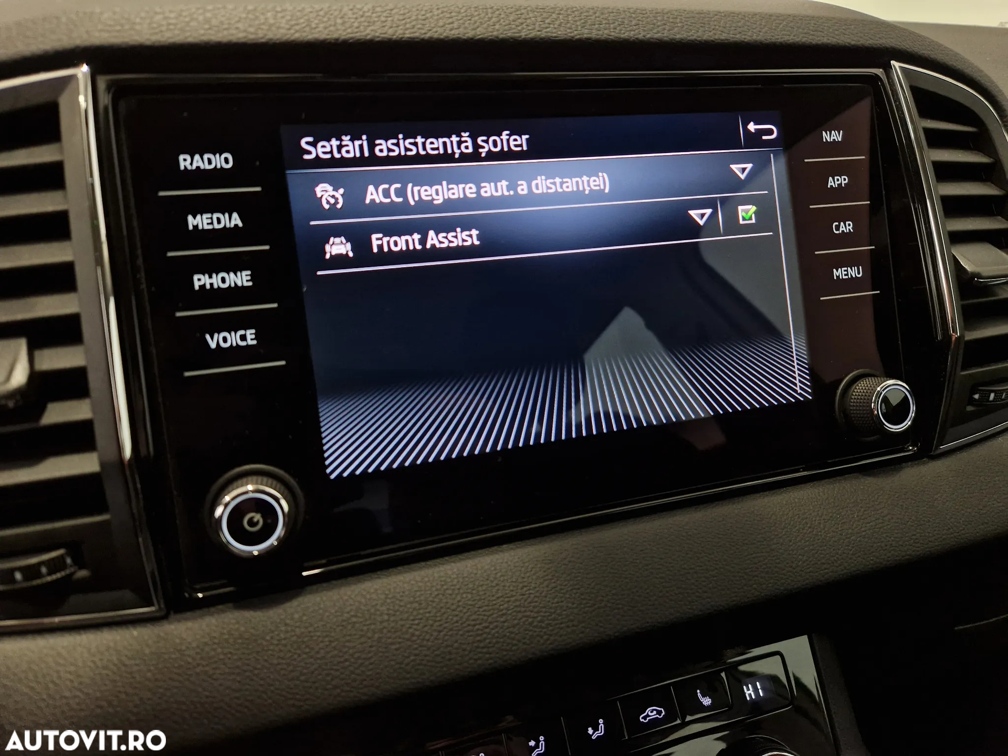 Skoda Karoq 2.0 TDI 4X4 DSG Style - 22