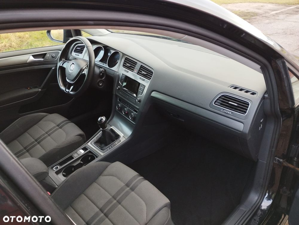 Volkswagen Golf 1.2 TSI BMT Trendline EU6 - 9