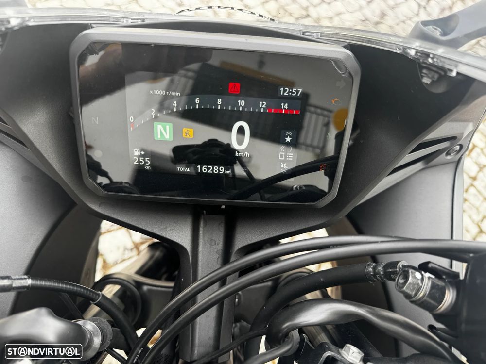 Honda CBR E-Clutch | Akrapovič Titanium - 9
