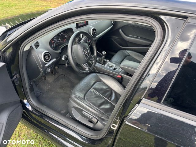 Audi A3 Sportback - 8