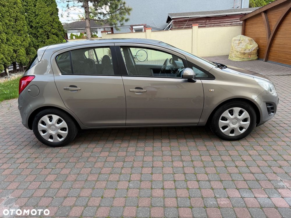 Opel Corsa 1.2 16V Enjoy - 3
