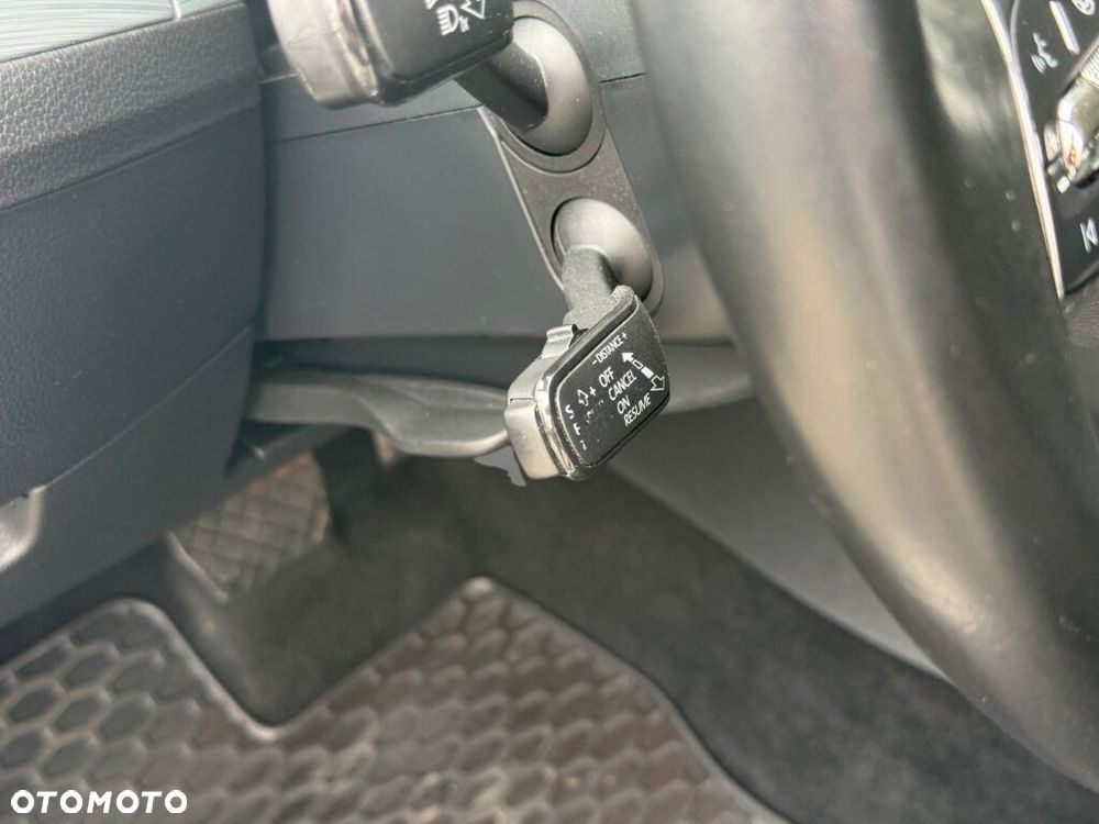 Skoda Superb 2.0 TDI SCR Ambition DSG - 11