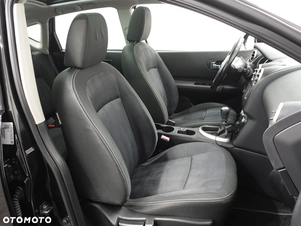 Nissan Qashqai 2.0 dCi DPF I-Way - 27