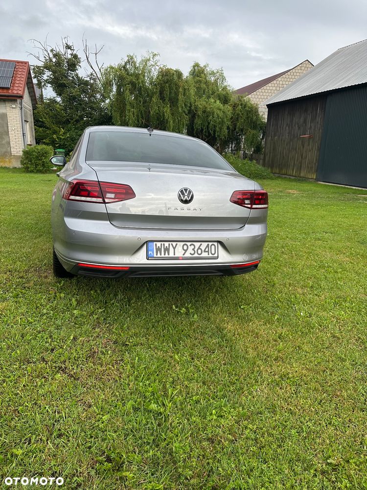 Volkswagen Passat 2.0 TDI EVO Business DSG - 6