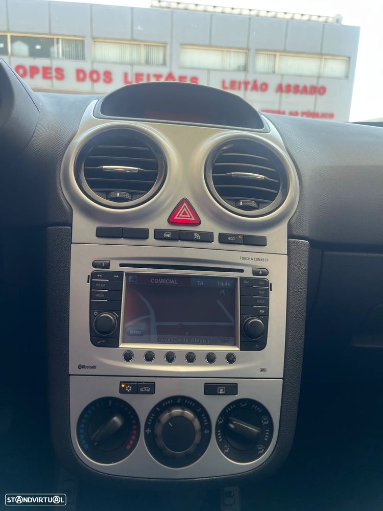 Opel Corsa 1.2 Cosmo - 9