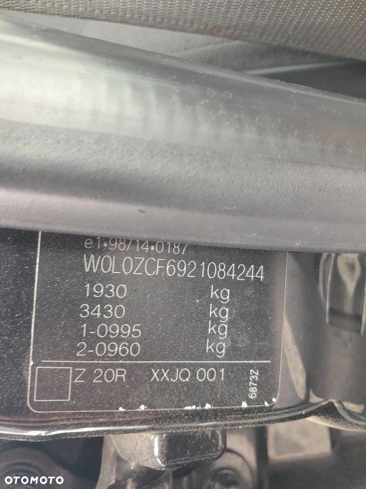 Opel Vectra 2.2 Essentia - 14